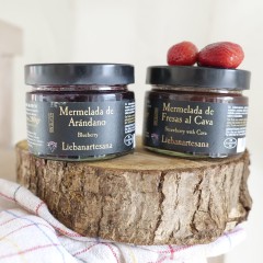 Liebanartesana - Mermelada de arándanos + mermelada de fresas al cava